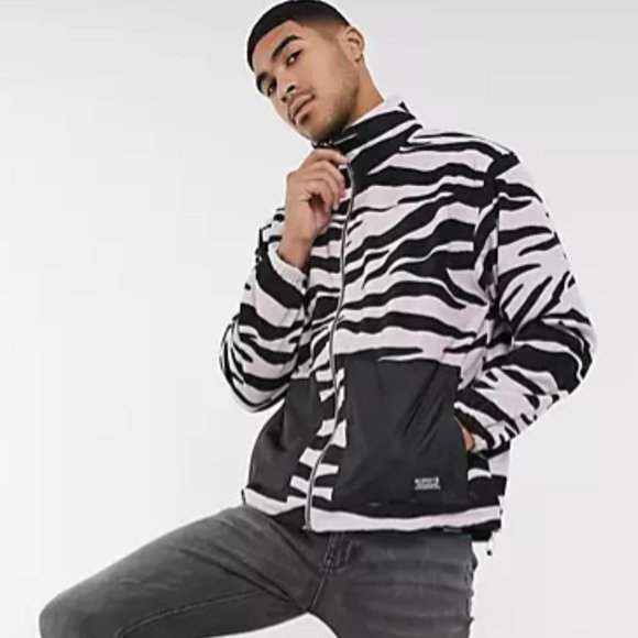 Levi's Other - Levi's Skateboarding Mock Neck Zip Fleece Zebra Animal Print Lavendar Size M NWT